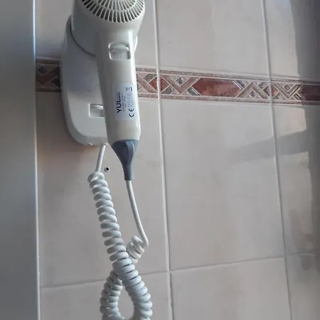 מלון Alba Centro *