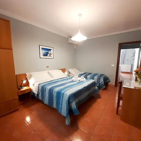 Alba Centro מלון